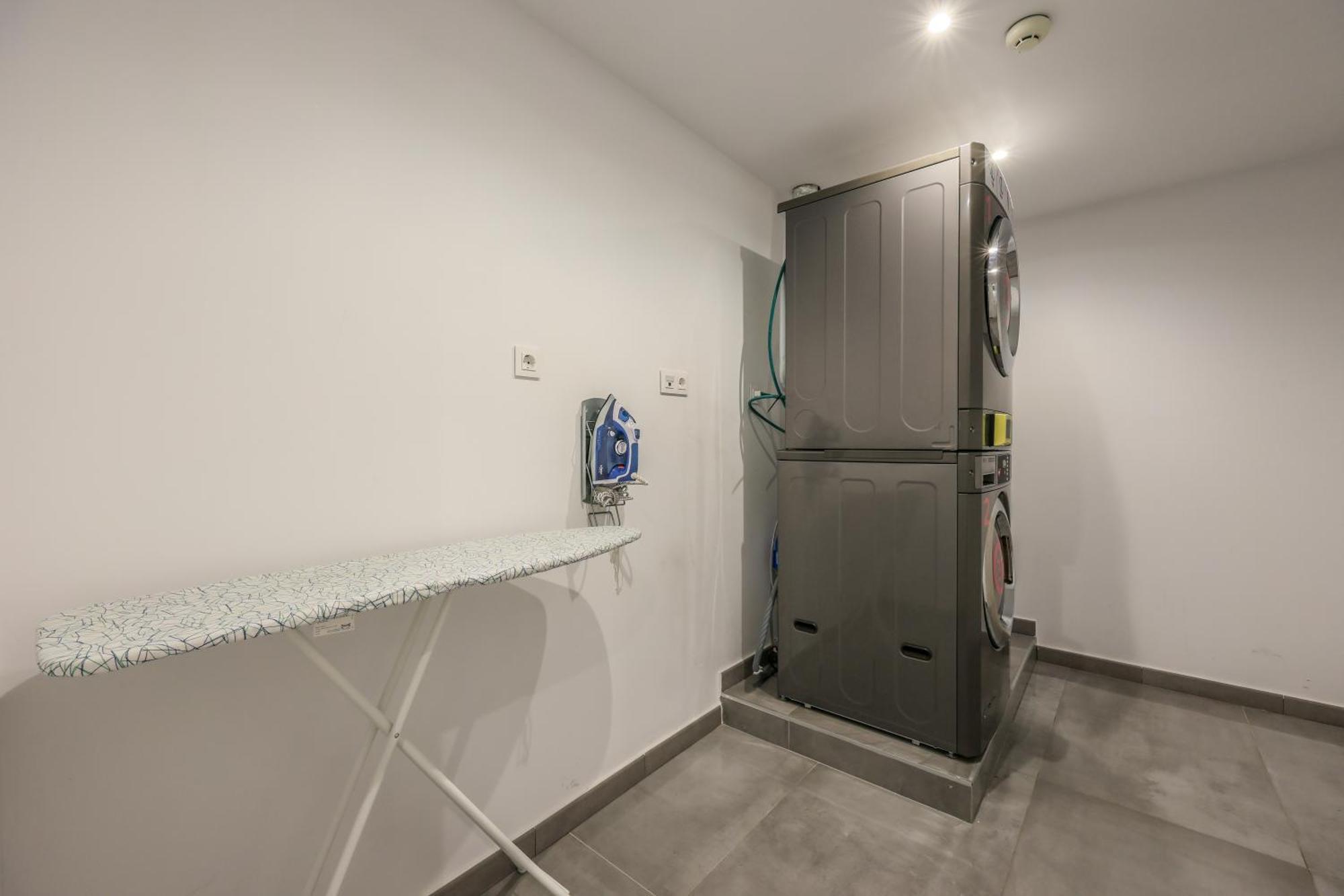Amazinn Places Blasco De Garay 113 Madrid Bagian luar foto