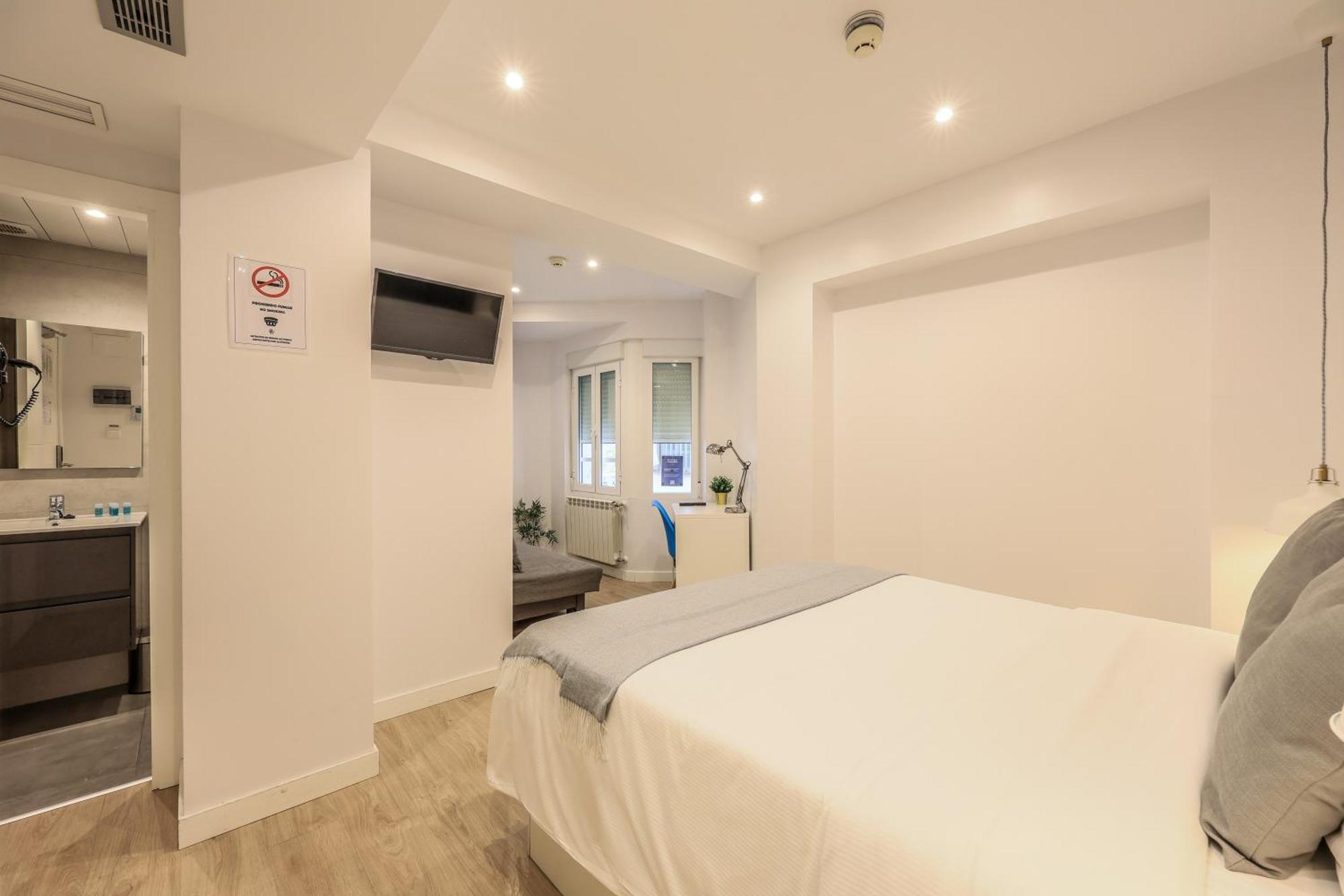 Amazinn Places Blasco De Garay 113 Madrid Bagian luar foto