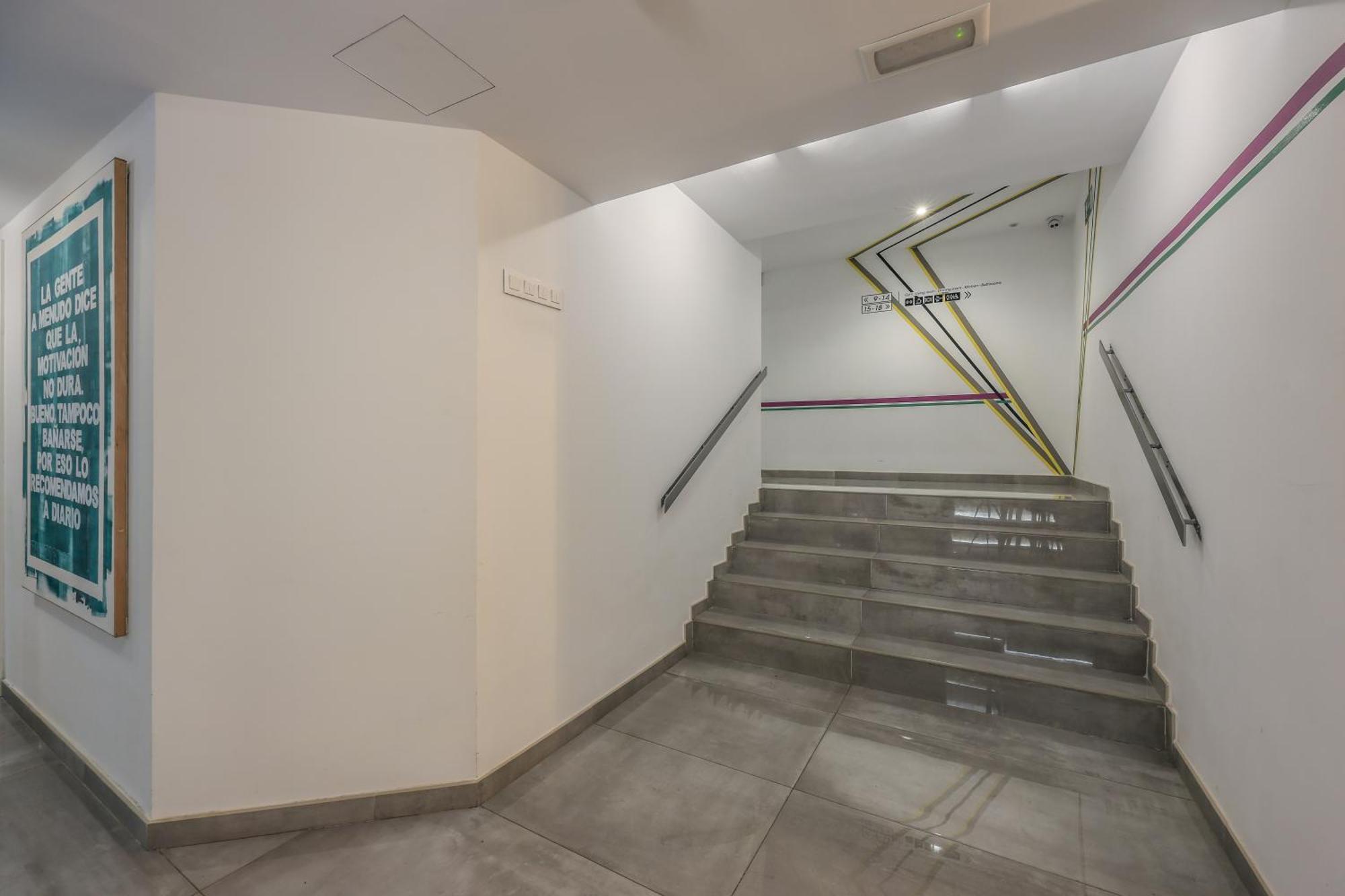 Amazinn Places Blasco De Garay 113 Madrid Bagian luar foto