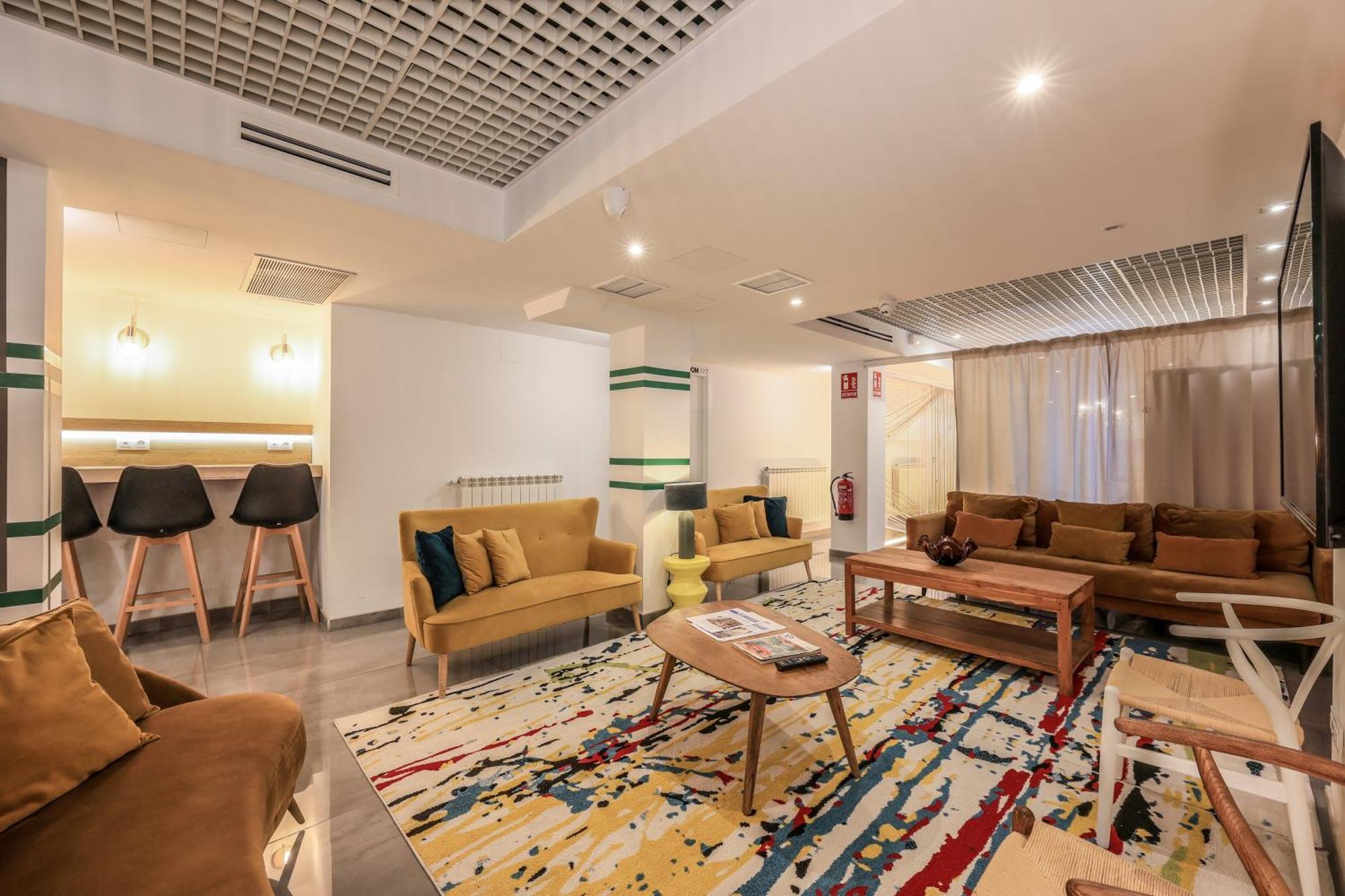 Amazinn Places Blasco De Garay 113 Madrid Bagian luar foto